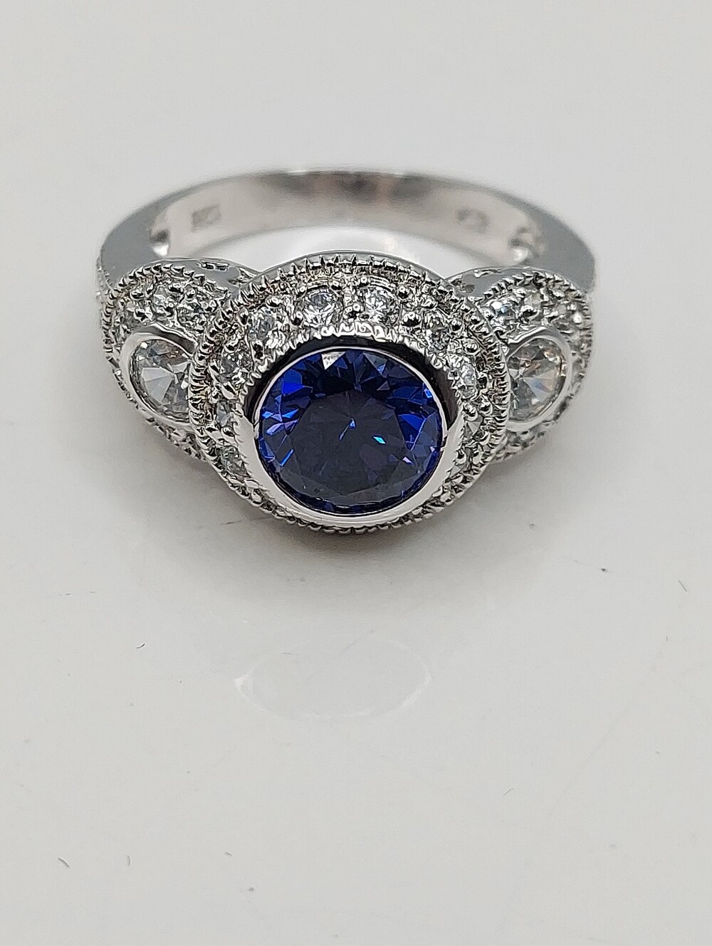 Victoria Wieck Sterling Silver Blue Simulated Sapphire Halo Vtg Ring, sz 8.75.